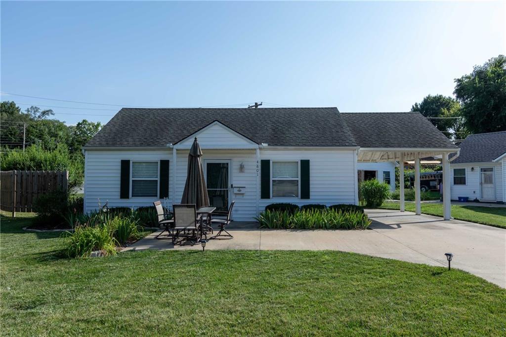 Listing Photo MLS #HMS2563908