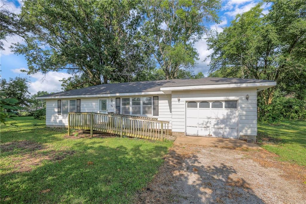 Listing Photo MLS #HMS2564029