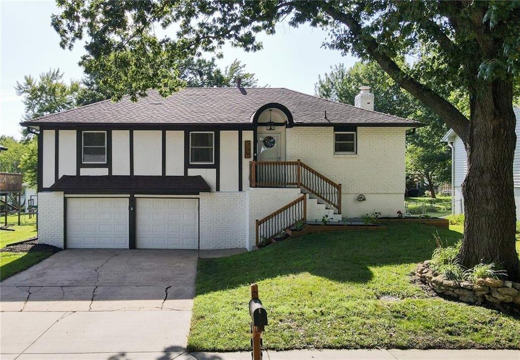 Listing Photo MLS #HMS2565024