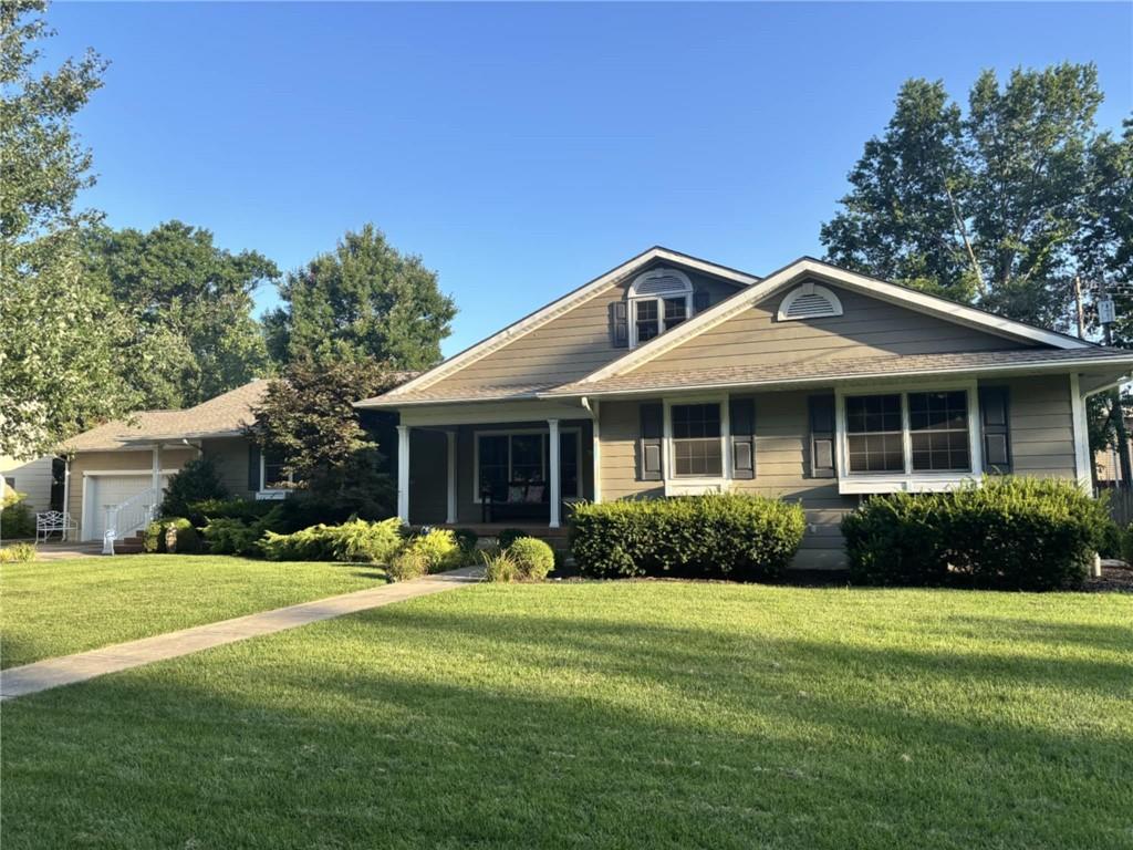 Listing Photo MLS #HMS2565100