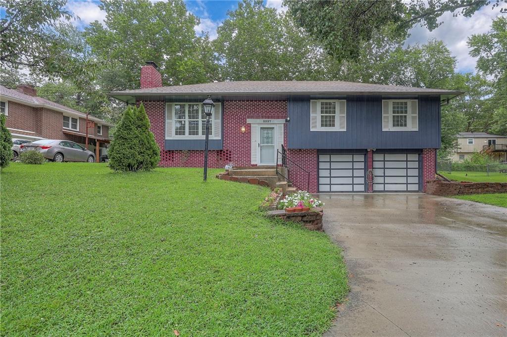 Listing Photo MLS #HMS2565120