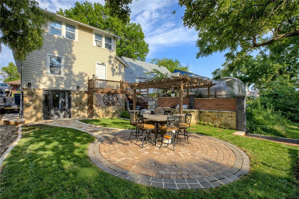 Listing Photo MLS #HMS2565162