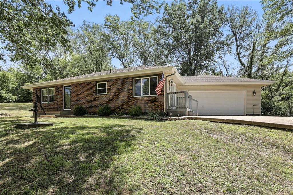 Listing Photo MLS #HMS2565242