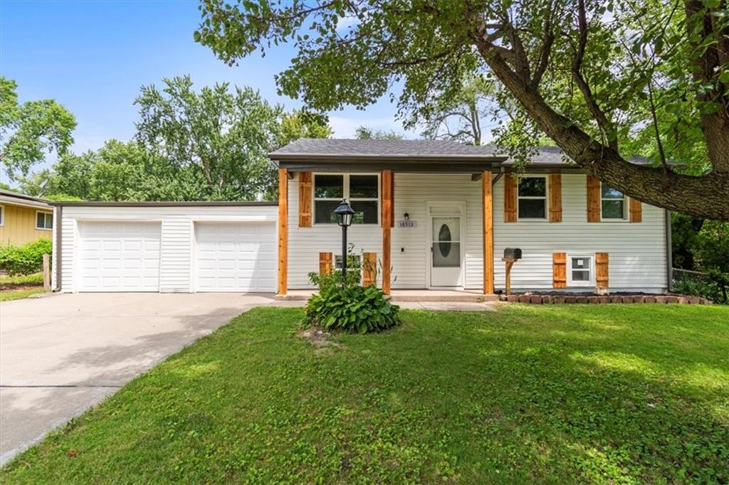 Listing Photo MLS #HMS2565341