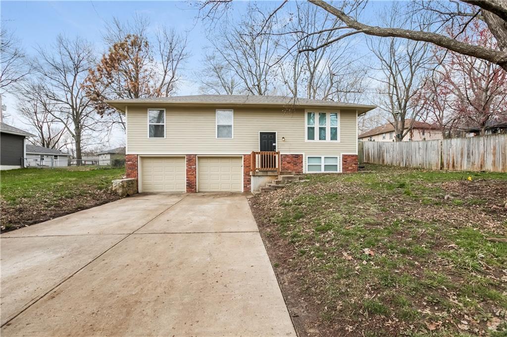 Listing Photo MLS #HMS2565413