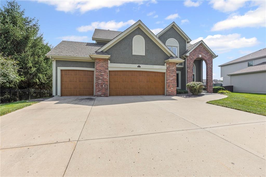 Listing Photo MLS #HMS2565658