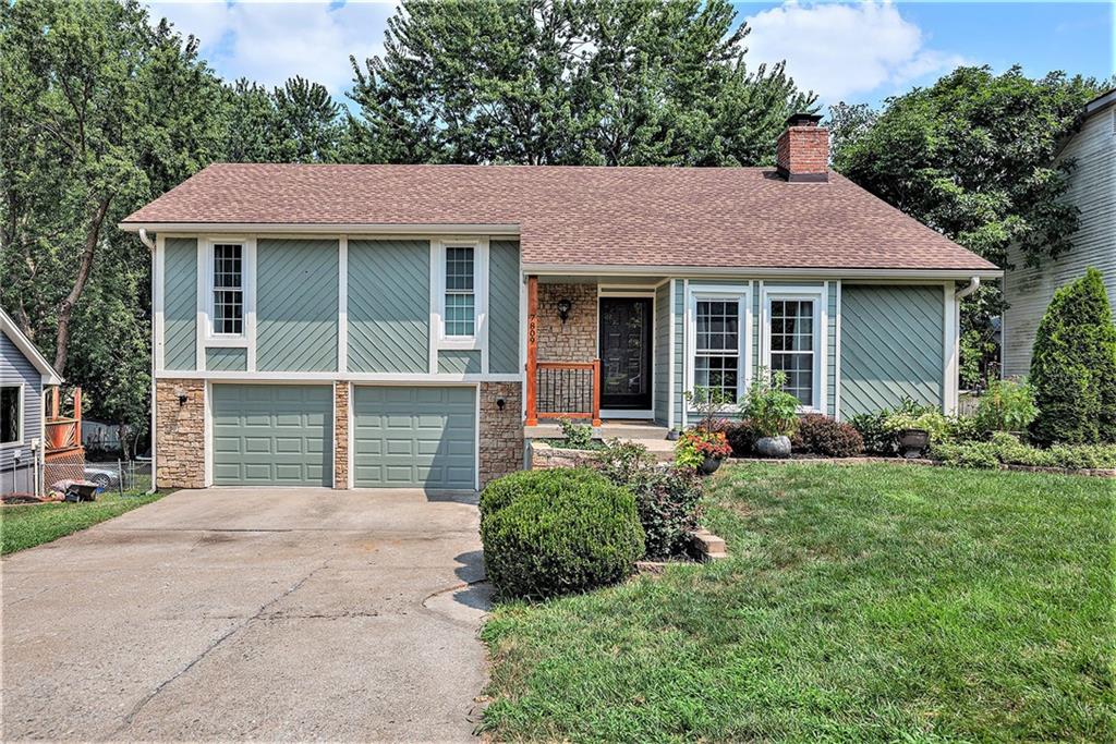Listing Photo MLS #HMS2565844
