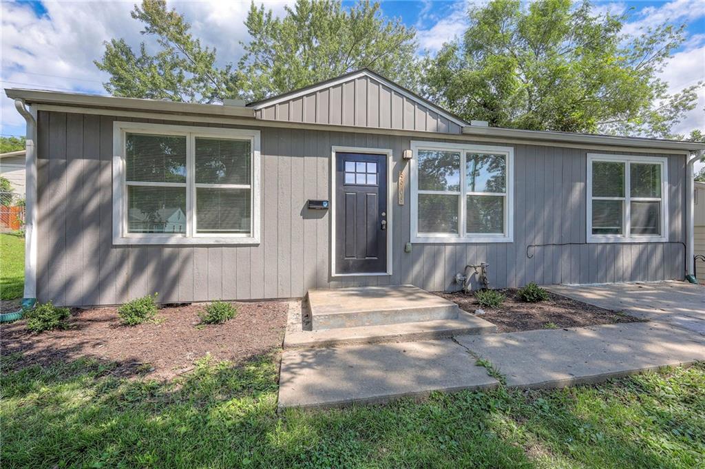 Listing Photo MLS #HMS2565864