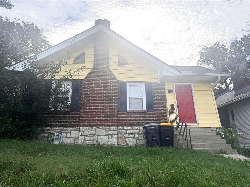 Listing Photo MLS #HMS2565904
