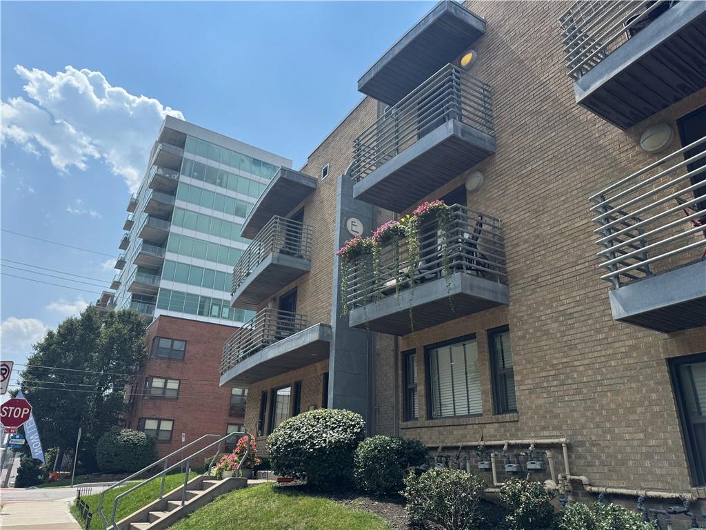 Listing Photo MLS #HMS2566104