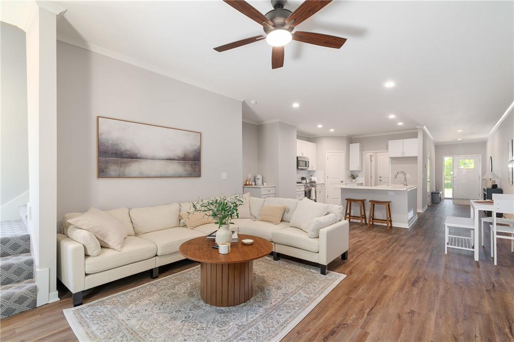 Listing Photo MLS #HMS2566450