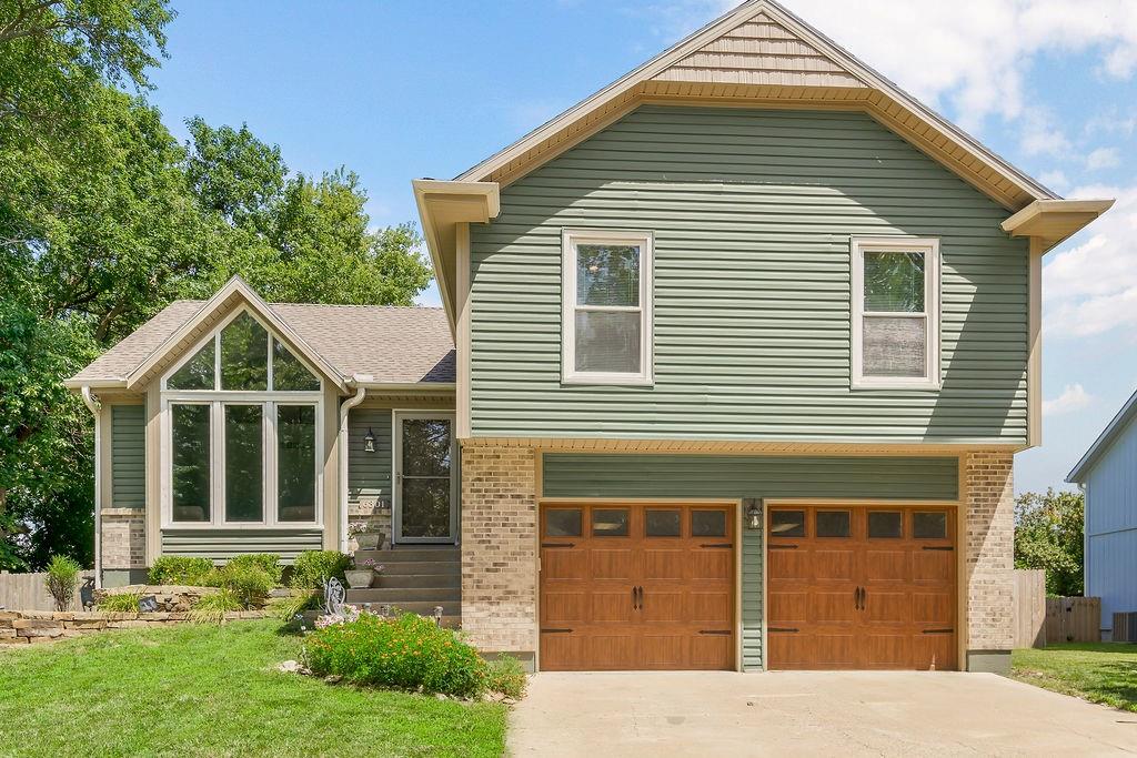 Listing Photo MLS #HMS2566561