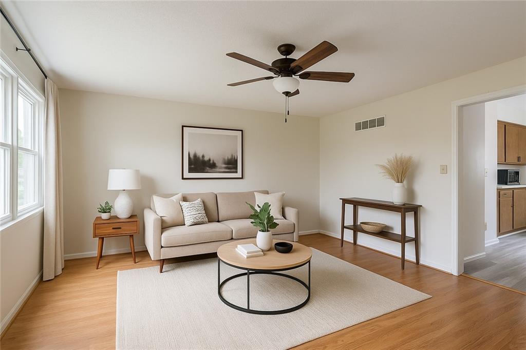 Listing Photo MLS #HMS2566569