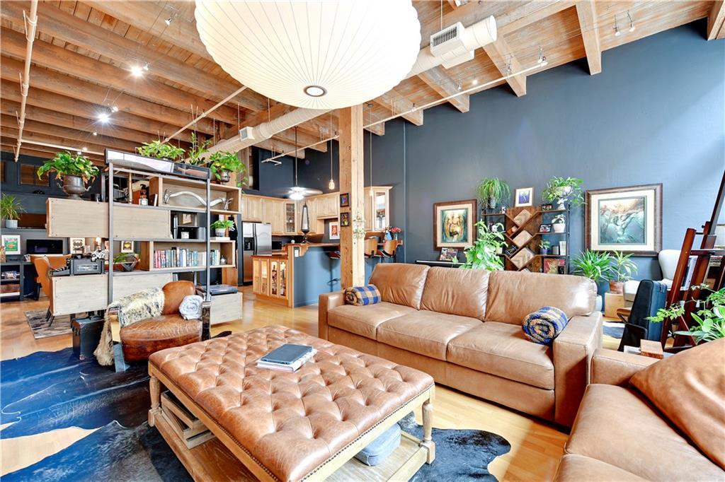 Listing Photo MLS #HMS2566582