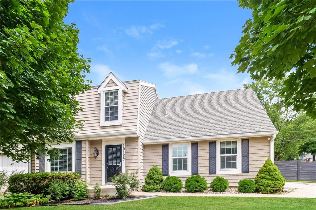 Listing Photo MLS #HMS2566638