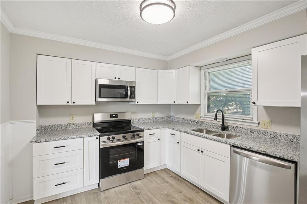 Listing Photo MLS #HMS2566647
