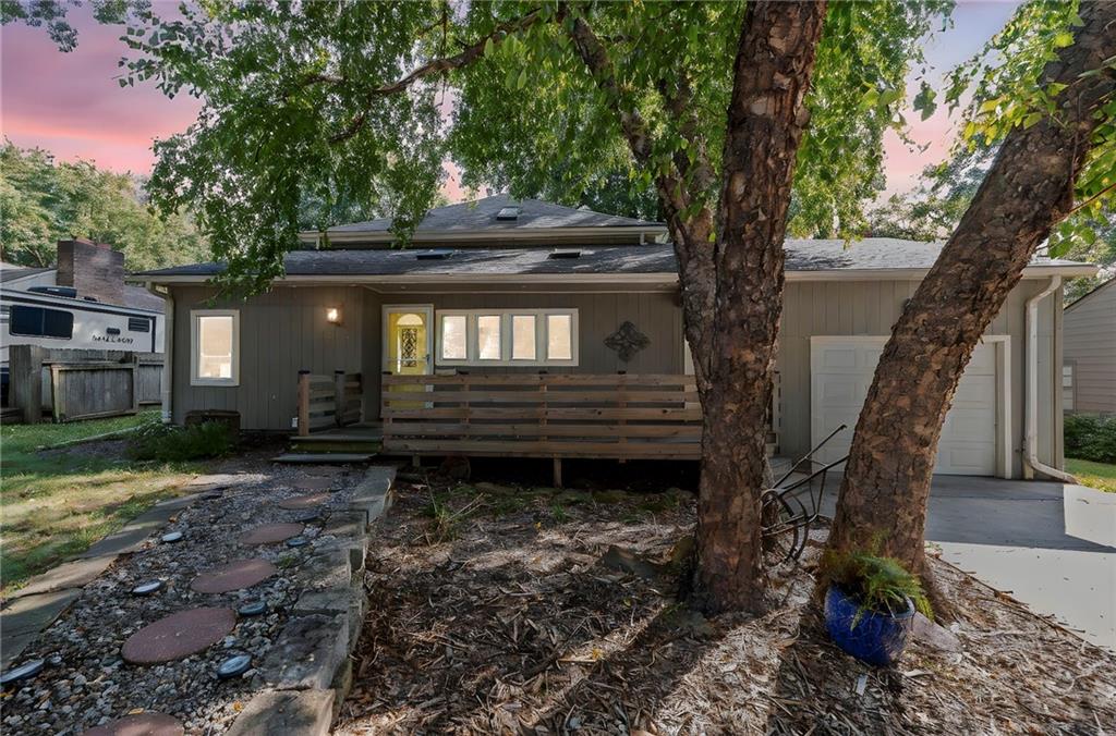 Listing Photo MLS #HMS2567135