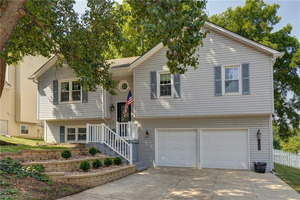 Listing Photo MLS #HMS2567138