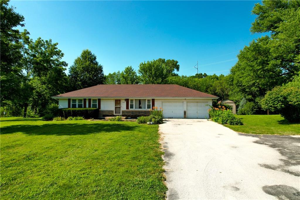 Listing Photo MLS #HMS2567183
