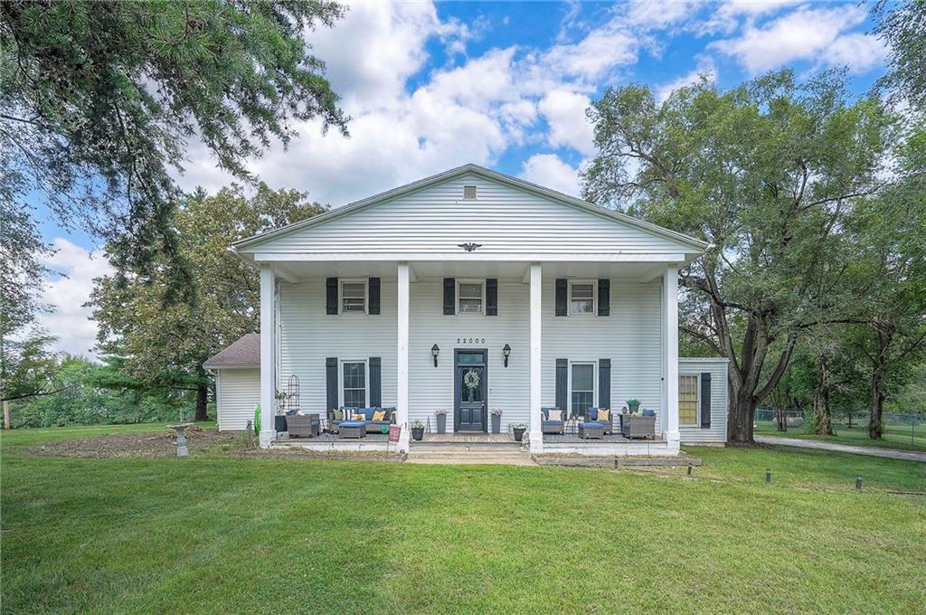 Listing Photo MLS #HMS2567277