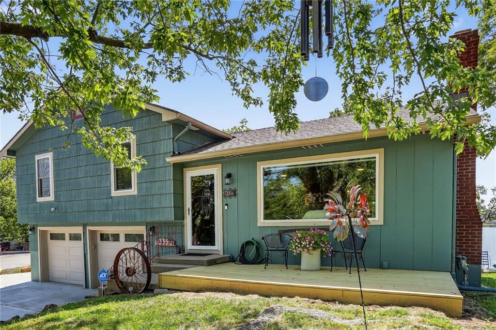 Listing Photo MLS #HMS2567362