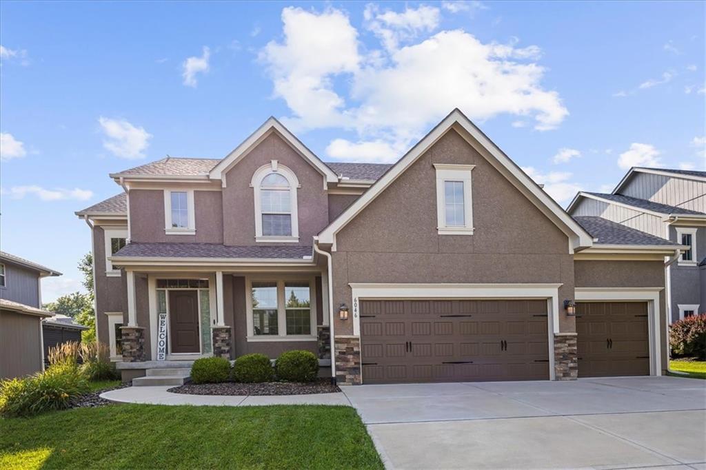Listing Photo MLS #HMS2567583