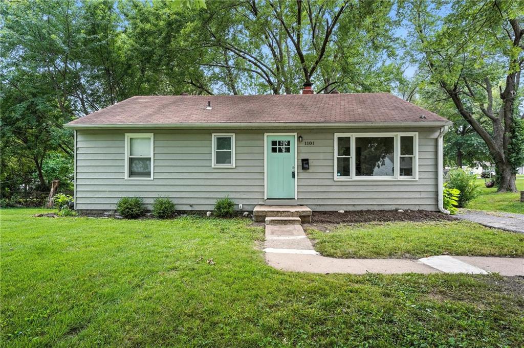 Listing Photo MLS #HMS2567664