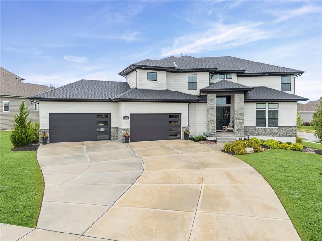 Listing Photo MLS #HMS2567712