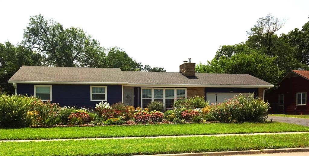 Listing Photo MLS #HMS2567882