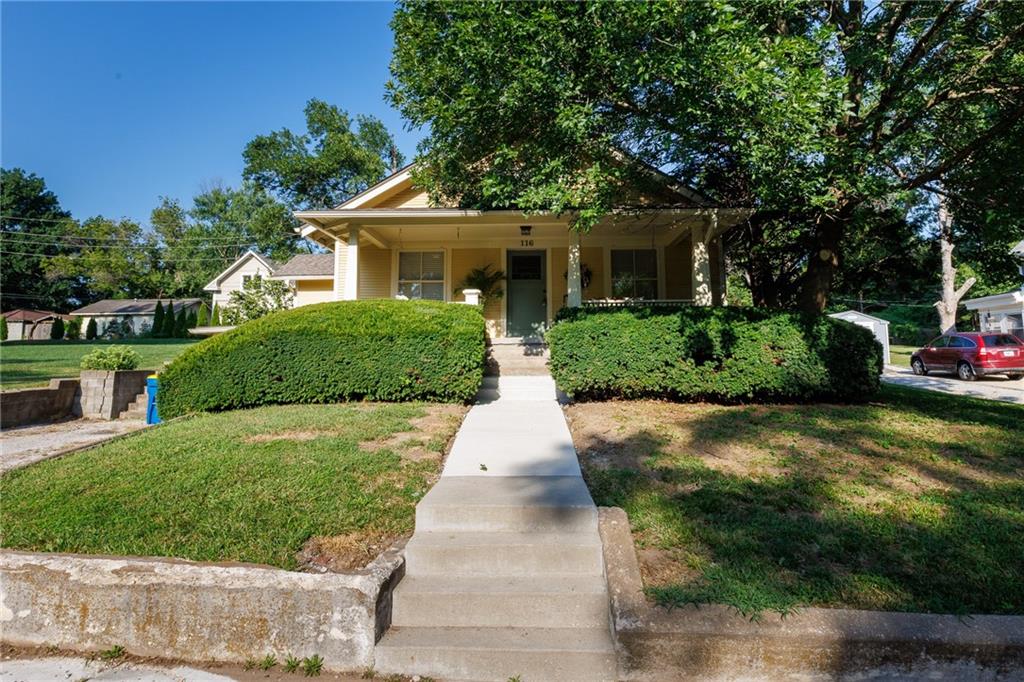 Listing Photo MLS #HMS2567979