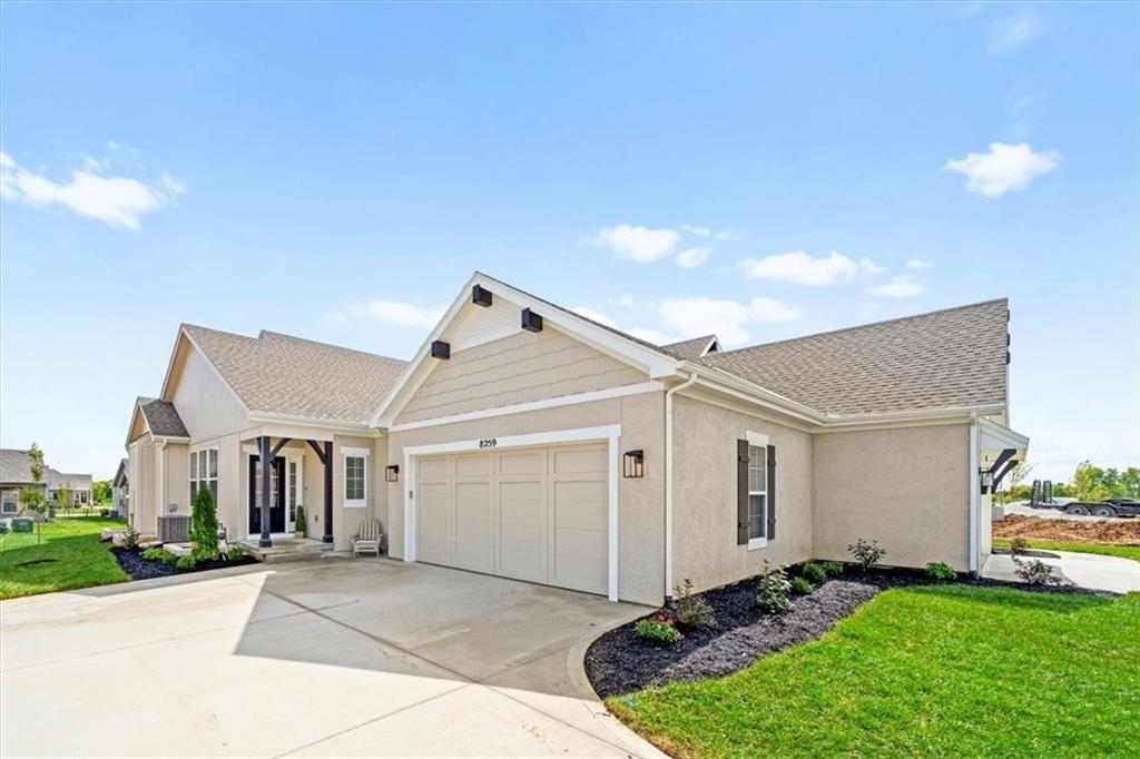 Listing Photo MLS #HMS2568219