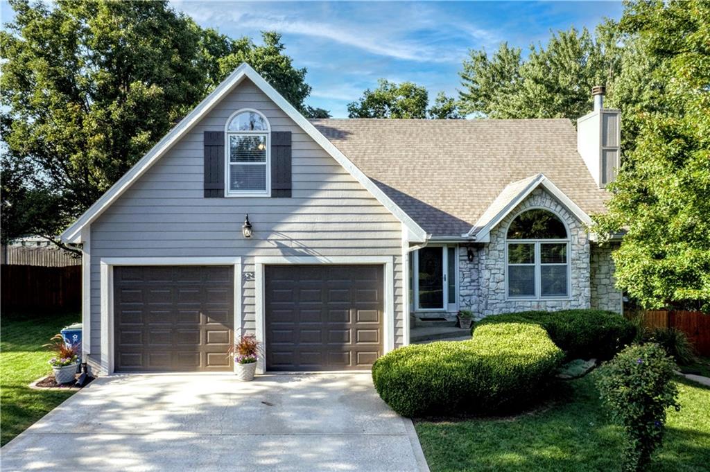 Listing Photo MLS #HMS2568344
