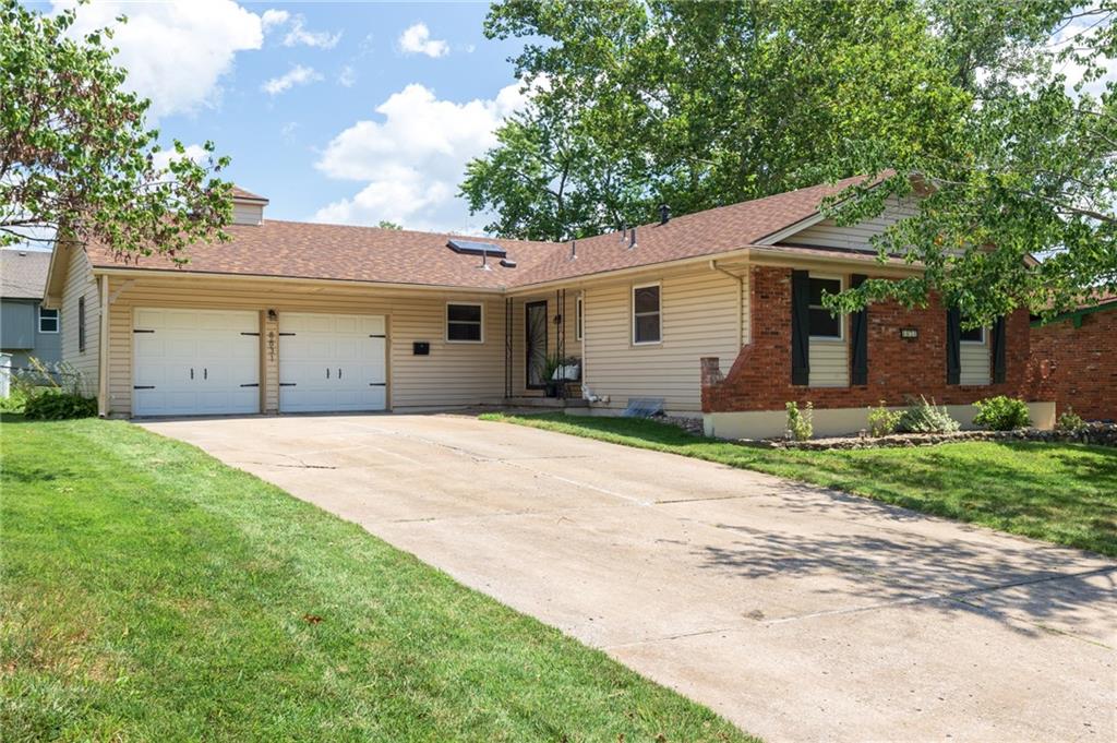 Listing Photo MLS #HMS2568517