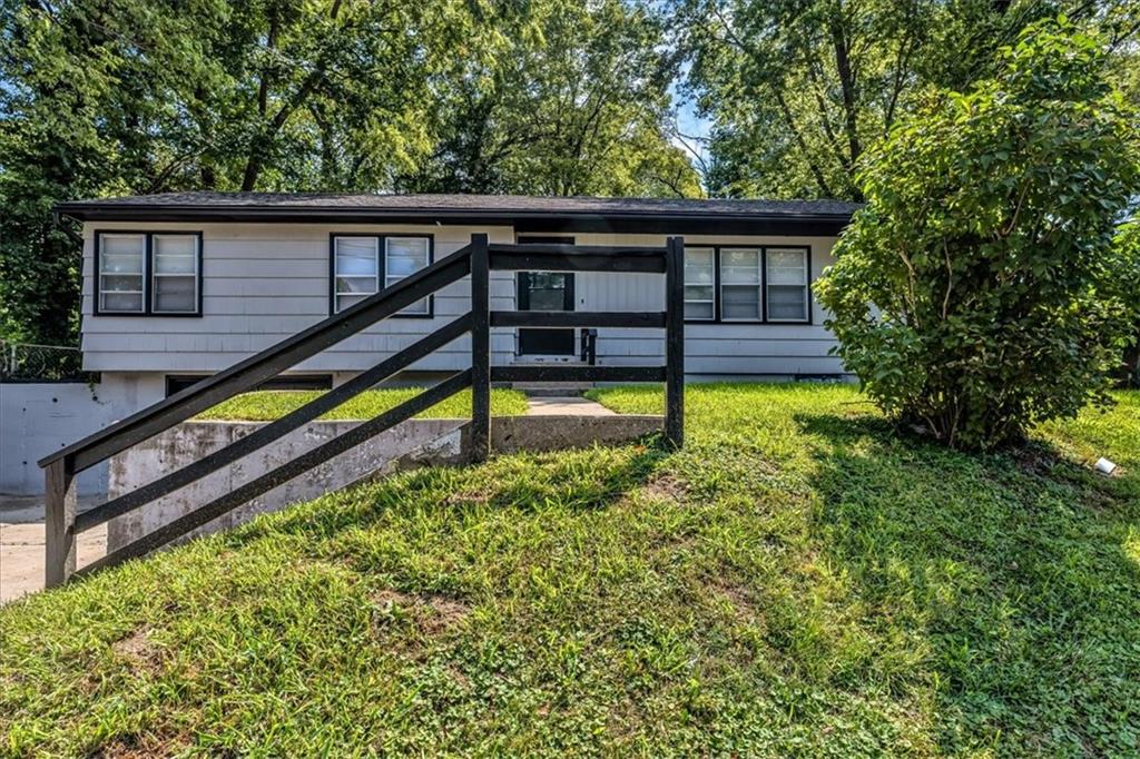 Listing Photo MLS #HMS2568530