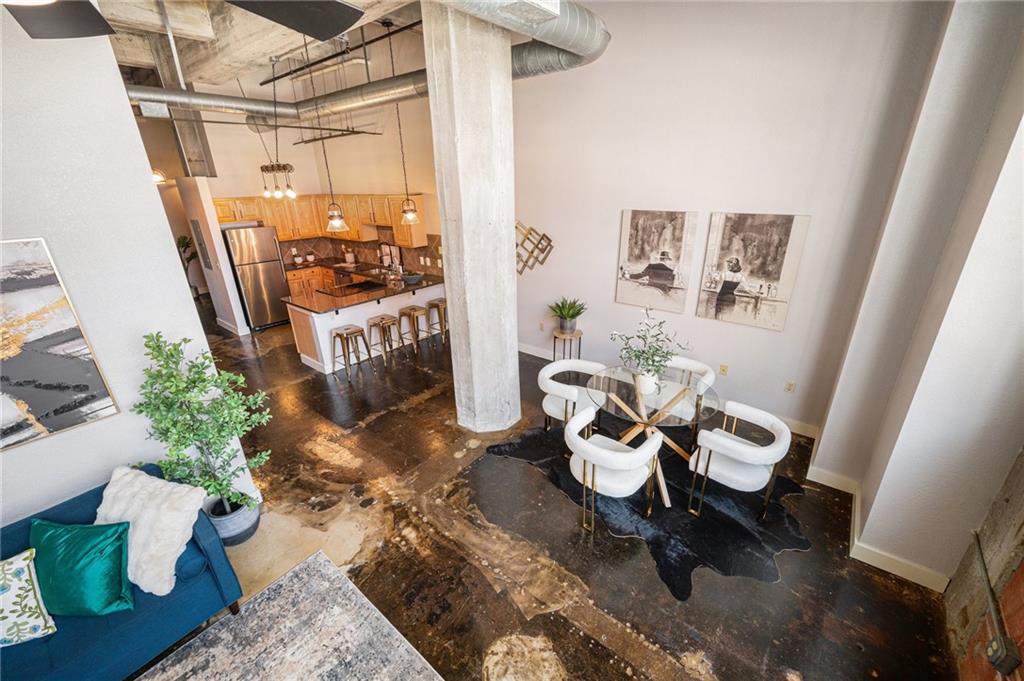 Listing Photo MLS #HMS2568578