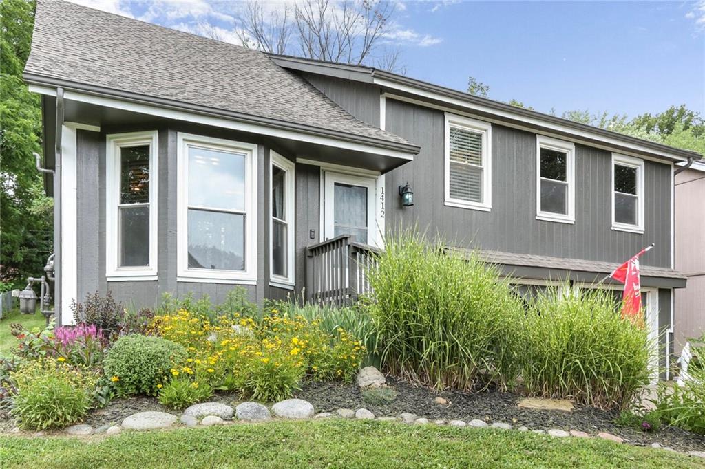 Listing Photo MLS #HMS2568614