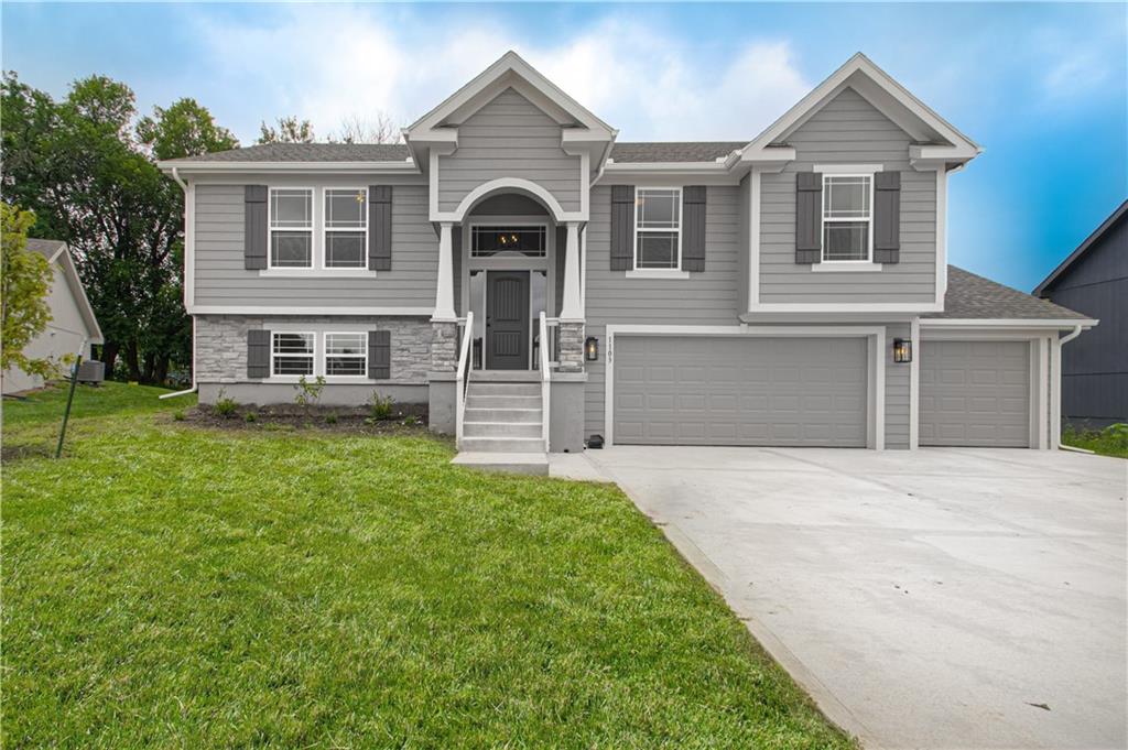Listing Photo MLS #HMS2568722