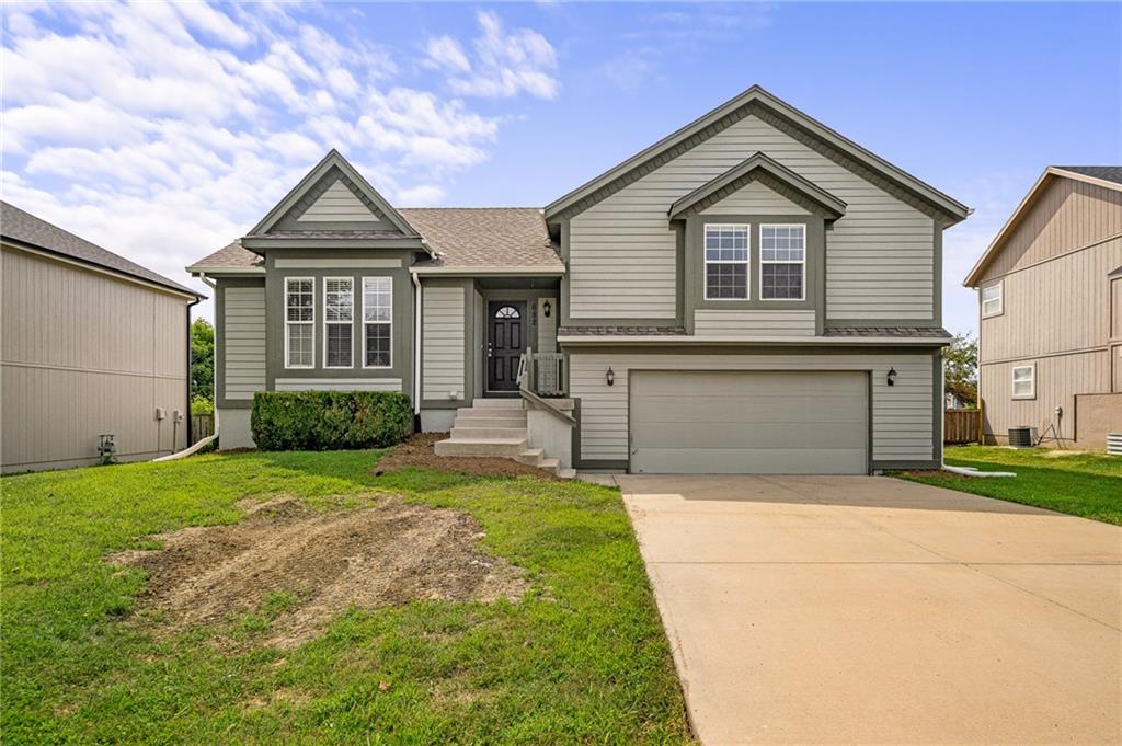 Listing Photo MLS #HMS2568857