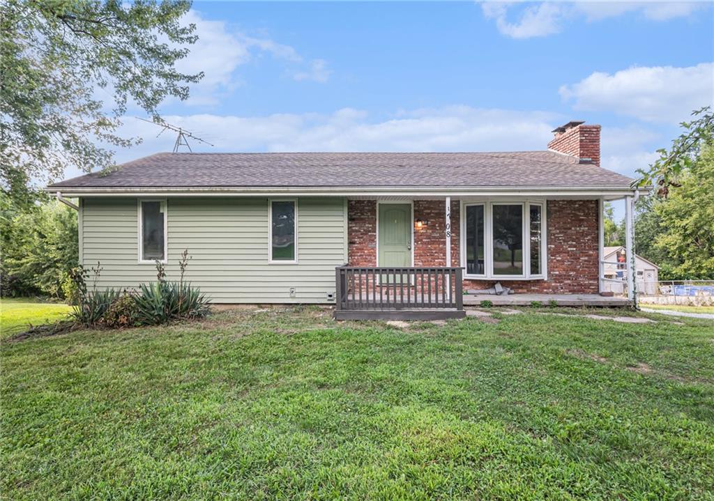 Listing Photo MLS #HMS2569335