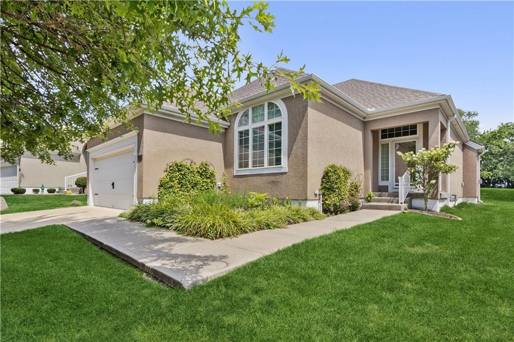 Listing Photo MLS #HMS2569420