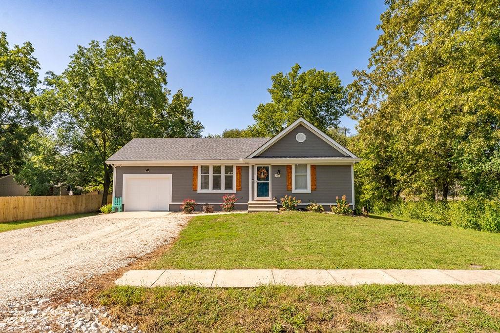Listing Photo MLS #HMS2569524