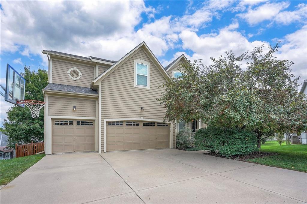 Listing Photo MLS #HMS2569570
