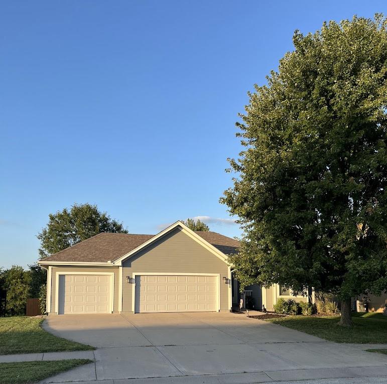 Listing Photo MLS #HMS2569588