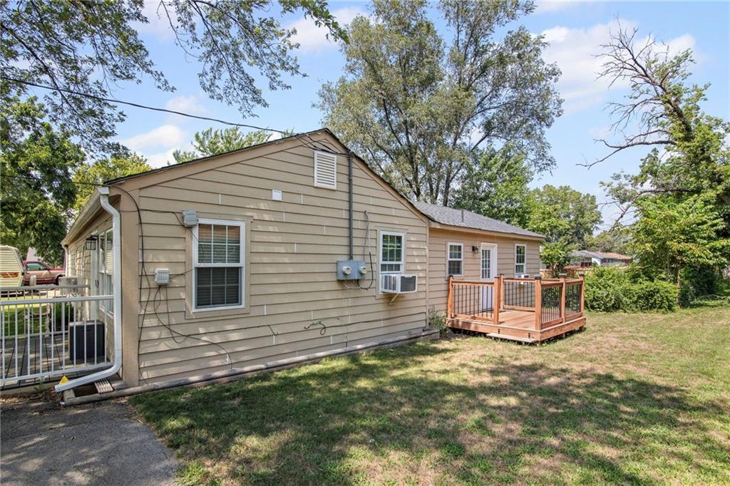 Listing Photo MLS #HMS2569621