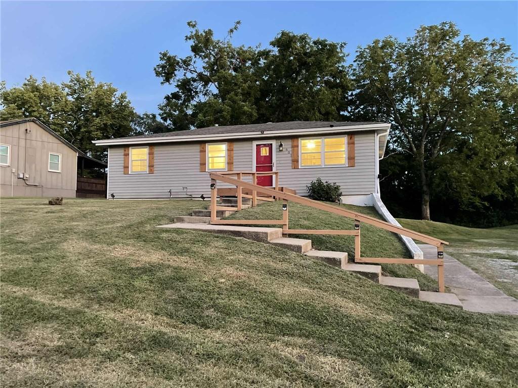 Listing Photo MLS #HMS2569655