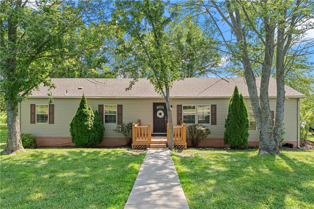 Listing Photo MLS #HMS2569833