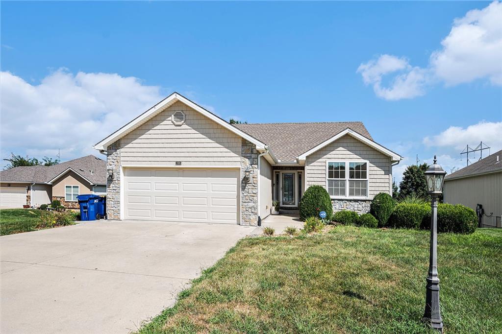 Listing Photo MLS #HMS2569907
