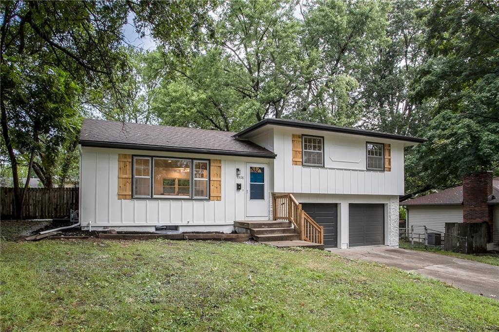 Listing Photo MLS #HMS2569918