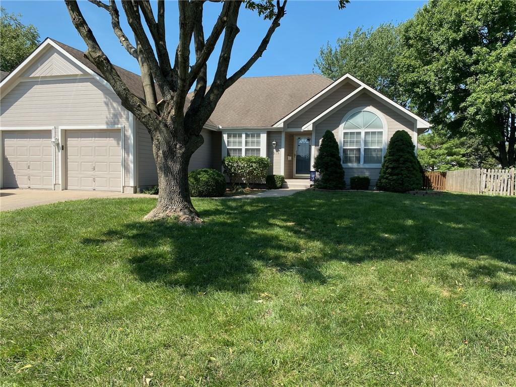 Listing Photo MLS #HMS2569941