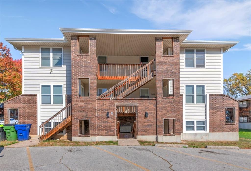 Listing Photo MLS #HMS2569958